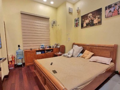Bán nhà đào tấn   ô tô đỗ cổng   62m  x 5 tầng   mt 5m   giá chỉ 15 tỷ 2