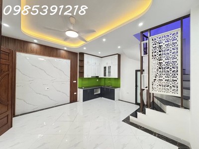 15m ra đường bờ sông- trương định- 35m2- 5t- 6.5tỷ ngõ 3 gác to thênh thang 0