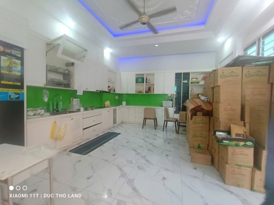 Nhà 135m2 hai mặt thoáng đẹp đỉnh, hxh 10m nguyễn ảnh thủ, 4 tầng, thang máy, 6pn ở ngay 2