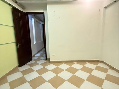 Nhà Trung Kính-Phân Lô Oto Tránh - Sát Phố - Ngõ Thông Kinh Doanh 6
