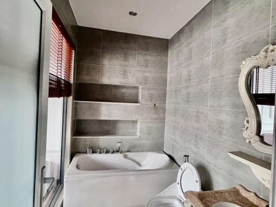 Bán nhà hẻm 6m phạm văn chiêu, gần ngã tư quang trung, 4,5x15m, 5 t - 4 pn, 8,3 tỷ. 2