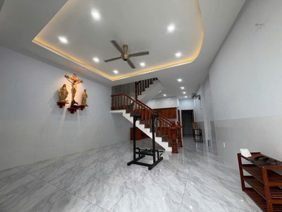 Siêu rẻ, nhà 1t2l sr,tc, hoàn công, gần chợ tân phong chỉ 3 tỷ 750 1