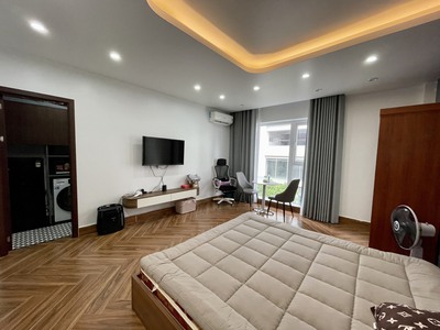 Cho thuê căn hộ cao cấp 1 ngủ tách bếp  35m2  Waterfront City. 3