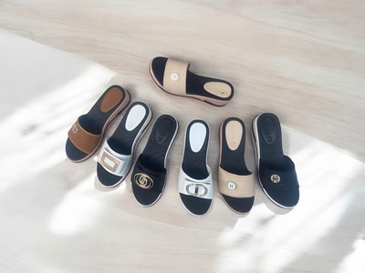 Kết nối cùng  công ty giày QUỐC ĐỊNH 2