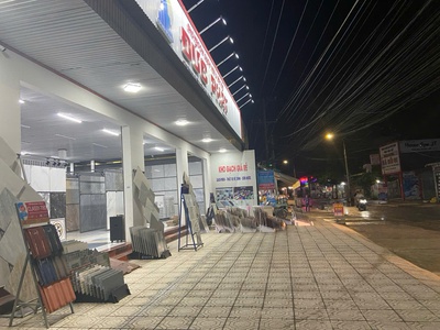 Bán showroom nội thất góc 2 mặt tiền đường trảng bom- đồi 61, ngay kcn bàu xéo 0