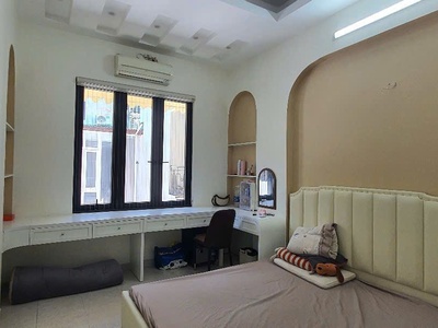 Bán nhà trung tâm quận thanh xuân, phố tô vĩnh diện, dt 39m2 x 5 tầng, mt 3,5m. 3