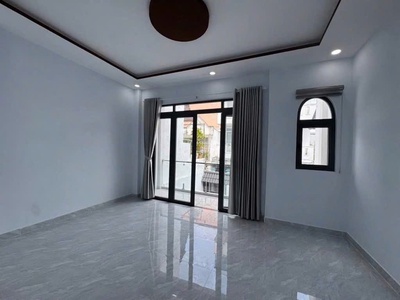 Hẻm xe hơi 1 / đường bưng ông thoàn , p phước long b , q9 5x20 , 2 tầng , 4 pn, 3 wc hoàn công đủ 1