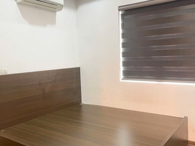 Cho thuê căn góc  1606 hh03e b2.1 khu đô thị thanh hà dt80m2 nội thất như hình : bàn ghế sopa 2 tủ 2