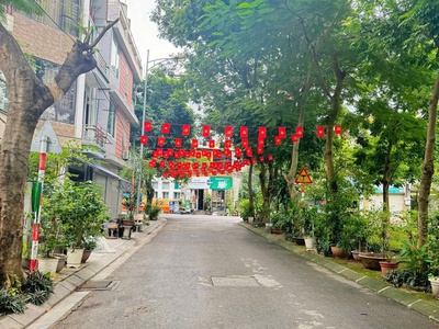Lô góc - view hồ - khu phân lô tđc thanh am - long biên - gần cầu đuống 3