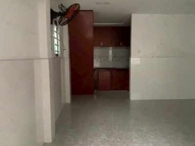 Bán nhà 2 tầng 3mt cách đường thống nhất chỉ 10m, tttp nha trang. giá 2 tỷ 480 triệu lh e trang 2