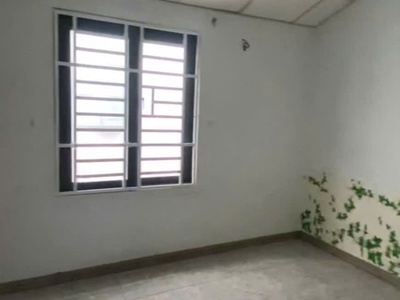 Bán nhà 2 tầng 3mt cách đường thống nhất chỉ 10m, tttp nha trang. giá 2 tỷ 480 triệu lh e trang 0