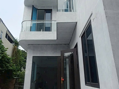 Long biên - bán biệt thự 4 tầng xây mới - full công năng giá nhỉnh 9 tỷ 1