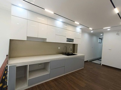 Siêu phẩm 7 tầng thang máy - long biên chỉ nhỉnh 10 tỷ 3