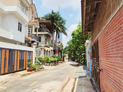 Bán biệt thự da thủ đức house gần trần não, sông sg ngang lớn 10m đẹp 3