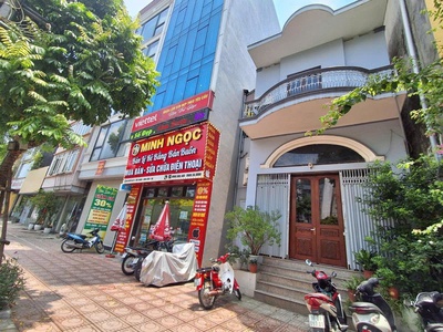 Bán nhà mặt phố ngô gia tự,  vỉa hè đá bóng, kinh doanh đỉnh - long biên hà nội 3