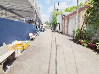 Hàng đầu tư nhà góc 3mt trần não quận 2, tương lai ra mt đường lớn 20m 3