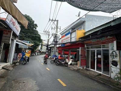 Bán gấp nhà mặt tiền đ số 11 bhh gần aeon tân phú 120m2,2 tầng nhỉnh 11 tỷ 0