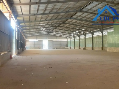 Cho thuê xưởng 1400m2 hố nai 3, trảng bom, đồng nai giá 40tr 2