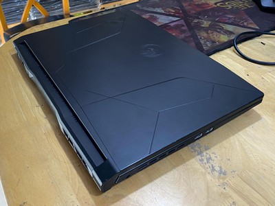 Laptop MSI Bravo 15 Ryzen 5-5600H Ram 16GB SSD 512GB 2 VGA Rời Radeon RX 5500M Màn 15.6 Full HD 5