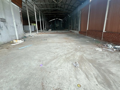 Cho thuê mặt bằng xây sẵn 600m2 ngay trung tâm TP Bến Tre 2