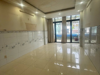 Bán Nhà Mặt Tiền Lạc Long Quân P.3 Quận 11, giá cực tốt 4