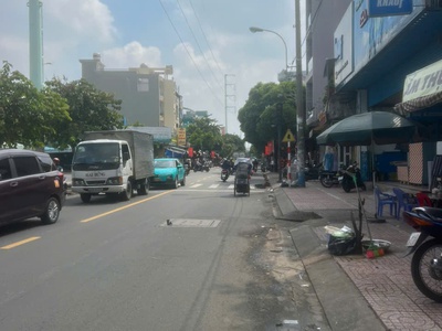 Bán Nhà Mặt Tiền Kinh Doanh Lạc Long Quân Quận 11, chỉ 8.5ty 3