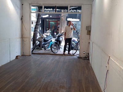 Cho thuê Mbkd 40m2 x11tr MP Nguyễn Công Hoan, Ba Đình Hn 0