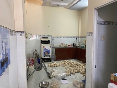  Nhà nguyên căn 2PN Gò Vấp - HXH, hướng Tây Nam 1