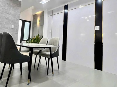 Nhà phố 1 trệt 1 lầu - Gần kcn cầu tràm - Khu dân cư sầm uất - Giá chỉ 2 tỷ 4 3