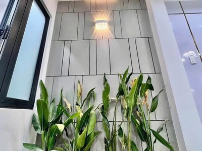Nhà phố 1 trệt 1 lầu - Gần kcn cầu tràm - Khu dân cư sầm uất - Giá chỉ 2 tỷ 4 4