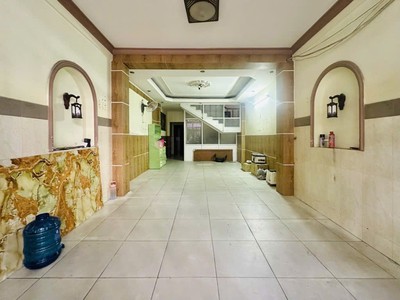 Nhà mặt tiền vuông 2 tầng shr hxt tránh 86m2   đường số 51 gò vấp ss 0