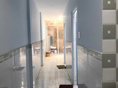 Tầng trệt chung cư nguyễn bá tòng 47m2, vuông   tân bình ss 1