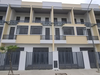 Nhà phố trung tâm phước đông   tây ninh 0