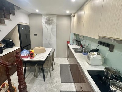 Nhà đẹp phú diễn 39m , 5t, ô tô tránh, gần công viên lớn hà nội 3