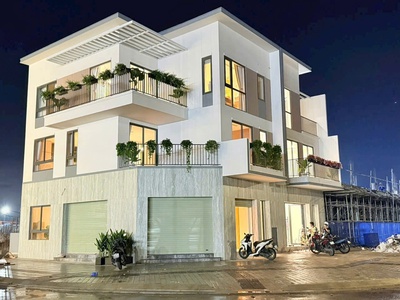 Chính Chủ Cần Bán Nhà Đối Diện Bệnh Viện 115, Gần Chợ TT Q.10 Chỉ Nhỉnh 3 Tỷ 0