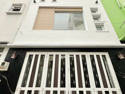 Nhà hxh đường đoàn thị điểm quận phú nhuận phường 1 cũ. 0