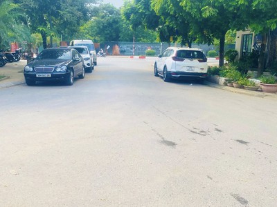 Nhà phân lô ngoại giao đoàn, 2 ô tô tránh, mặt tiền khủng, thang máy, view hồ điều hoà - đại sứ 0