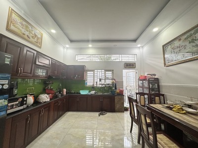 Bán nhà mặt đường tăng nhơn phú, phước long, dt 130m2, 3 tầng, sổ hồng. giá 14.7 tỷ, 2