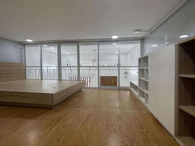 Bán căn hộ lầu 1 cc mặt tiền nguyễn trãi, p1, q5, 80m2, 2 tầng, tặng nội thất, chỉ 2,75 tỷ 2
