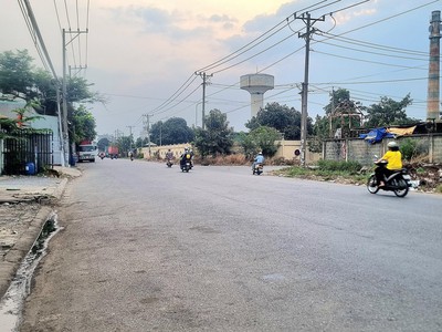 Bán dãy trọ 2 tầng   quán cafe   thu nhập 240tr/năm   mặt tiền đường kính nổi, dĩ an 0