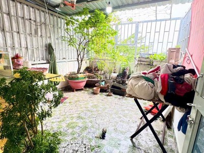 2,46 tỷ- gần huỳnh tấn phát - đường nhựa xe 7 chỗ đậu trước nhà- 4 tấng, kiên cố- 4 phòng ngủ 4