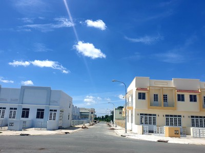 Nhà phố trung tâm phước đông   tây ninh 1