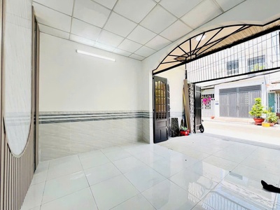 Chủ ngộp bank cần thanh lý nhà cấp 4 gần trường tiểu học tân túc bình chánh tphcm 1