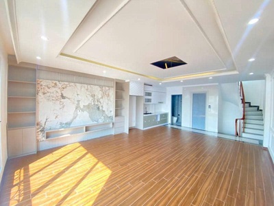 Có 102   pl khuất duy tiến thanh xuân ngõ thông oto kd 45m x 8t  16ty. 2