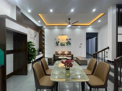 Bán căn nhà 3 tầng 67.7m2 ngõ phố Lam Sơn, ph Ngọc Châu, TP HD, 3 ngủ, 2 vs, chỉ 2 tỷ 2