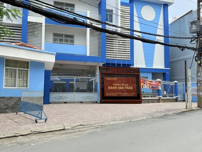 Phường Bày Hiền mới - hàng xóm bệnh viện Thông Nhất, 4m x 11m, 2 tầng, xe hơi đỗ cửa 24/7 - 7. tỷ 0
