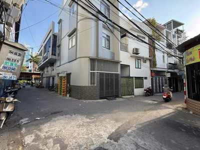 Nhà đẹp kiệt oto Điện Biên Phủ TP Đà Nẵng - giá rẻ bất ngờ. 0