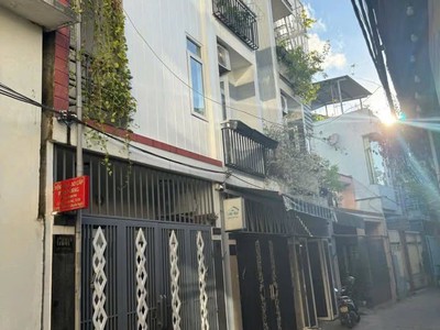 Nhà đẹp kiệt oto Điện Biên Phủ TP Đà Nẵng - giá rẻ bất ngờ. 1