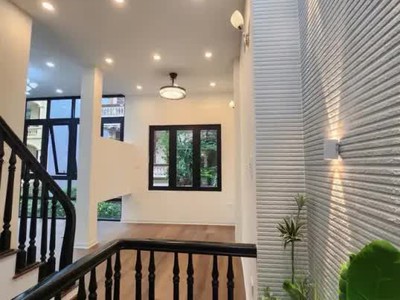 Hiếm quá hiếm - nhà mặt phố hai bà - mặt tiền siêu siêu đẹp - không gian sống vip 0