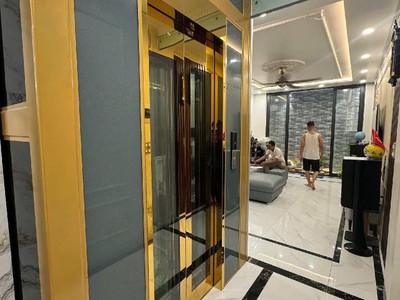 Bán nhà 58m2, 6 tầng ô tô tránh, gần công viên lớn hà nội   cầu diễn 1
